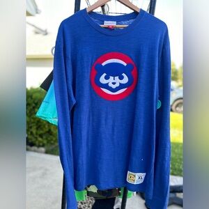 Chicago Cubs shirt
